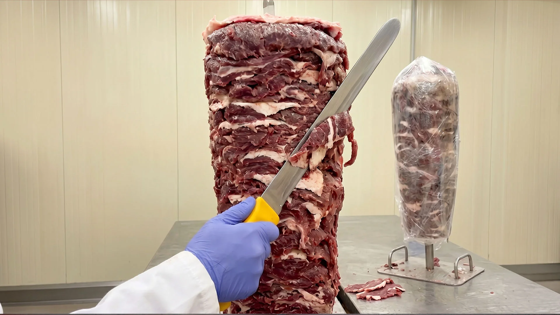 CarnEt Fleisch production facility – interior view